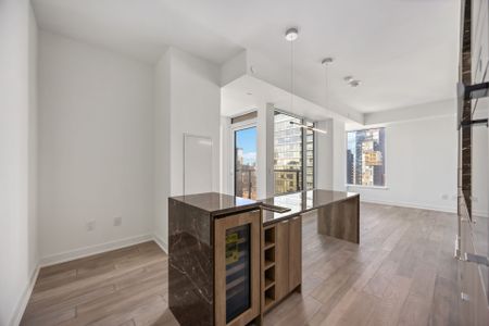 For Lease - 11 Yorkville Avenue Unit# 1903, Toronto, Ontario - Photo 5