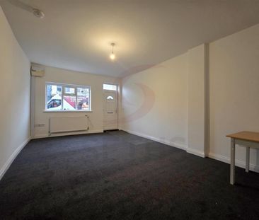 Loughborough Road, LE4, Leicester - Photo 1