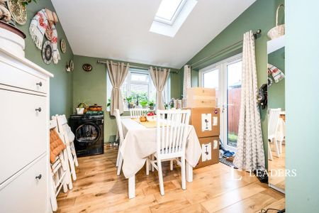 2 bedroom terraced house to rent - Photo 3