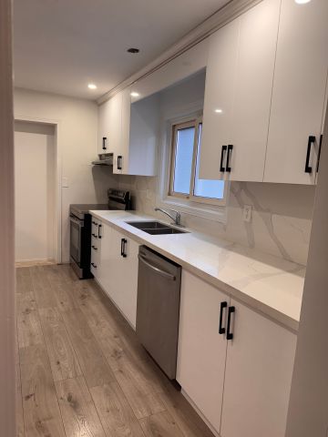 For Lease - 1379 Freeport Drive, Mississauga, Ontario - Photo 3