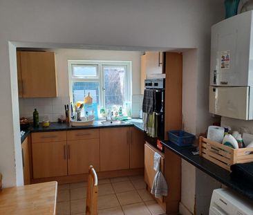 Room in a Shared House, Ham Park Rd, E15 - Photo 2