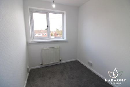 3 bedroom terraced house to rent - Photo 3