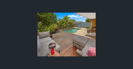 Family Friendly Home with Pool! - Photo 2