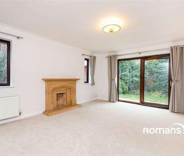 Basingbourne Close, Fleet, Hampshire, GU52 - Photo 1