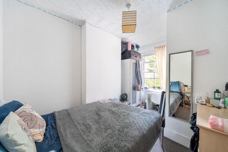 5 bedroom terraced house to rent - Photo 2