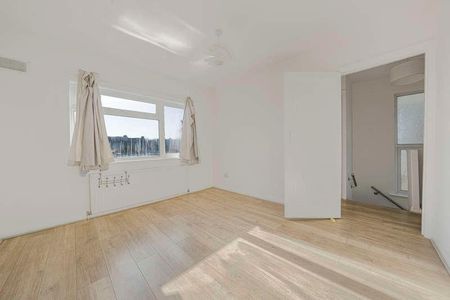 Windsor Avenue, Uxbridge, UB10 - Photo 3