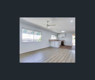 Welcome to your cozy retreat! - Photo 3