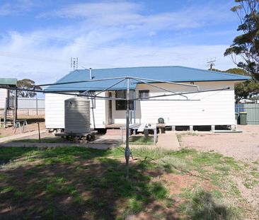 2 Alma Street, Port Augusta - Photo 5