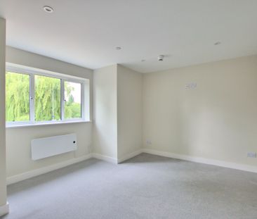 A modern one-bedroom, first floor apartment on Cherry Hinton Road w... - Photo 2