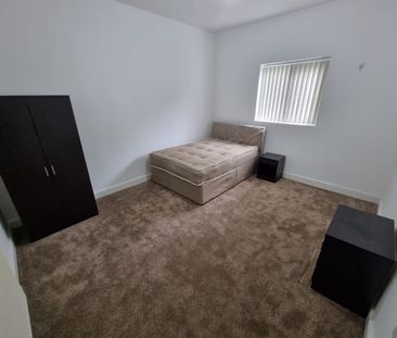 Room in a Shared House, Deane Road, L7 - Photo 4