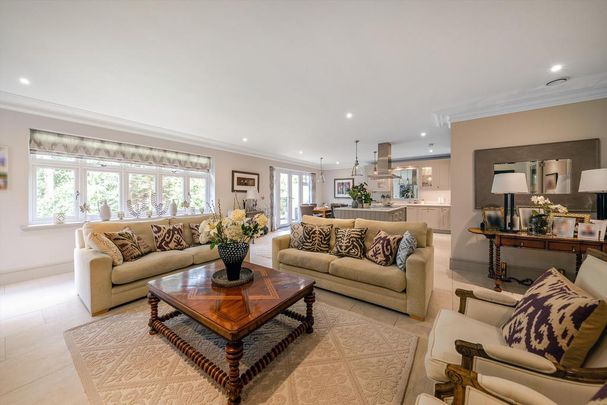 3 bedroom apartment to rent - Photo 1