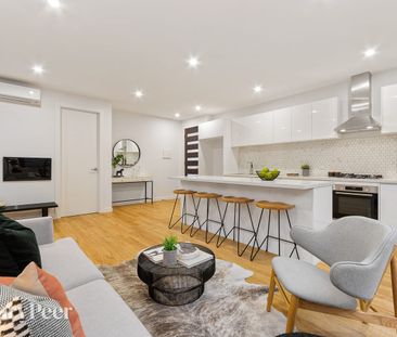 Luxury 2 bedroom townhouse - Photo 1