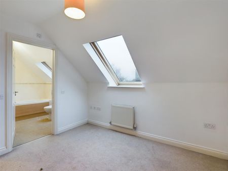 Blackhorse Close, Downend, Bristol, BS16 - Photo 2