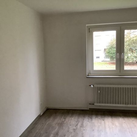 Ach für Senioren!!! Schöne 3-Zimmer-EG-Wohunung mit Dusche und Balkon - Foto 4