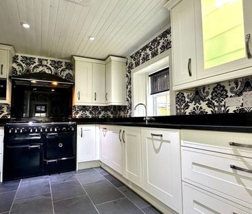 Broompark Drive, Lesmahagow - Photo 1