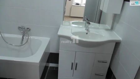 pronájem prostorného bytu 2+1, 85 m - Фото 4
