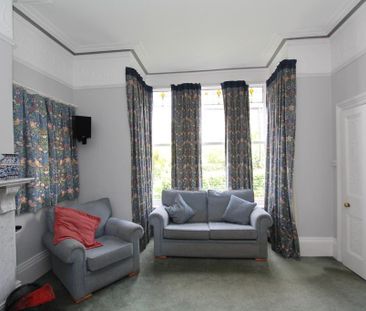 5 bedroom detached house to rent - Photo 1