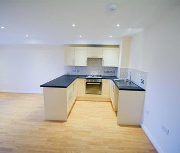 2 bedroom apartment to rent - Photo 6