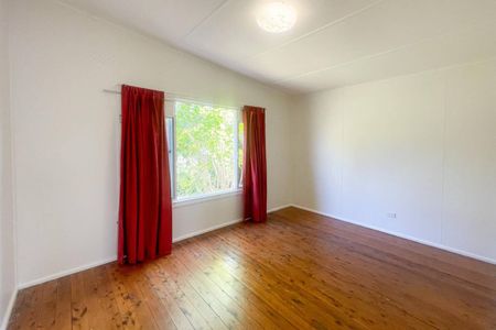 Cozy 2-Bedroom Home with Large Backyard & Covered Deck! - Photo 3