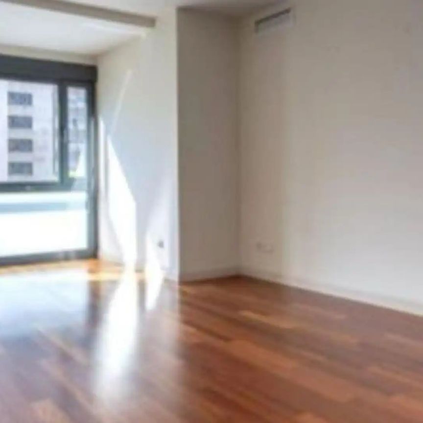 Piso de alquiler en Calle del Poeta Joan Maragall, 58, Castillejos - Cuzco - Photo 1