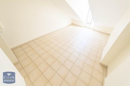 Location Appartement 2 pièces 40m² CHINON 37500 - Photo 4