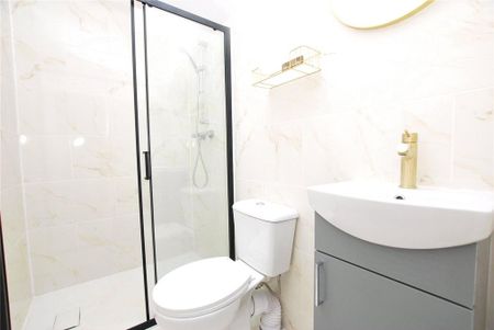 1 bedroom house of multiple occupation to rent - Photo 4