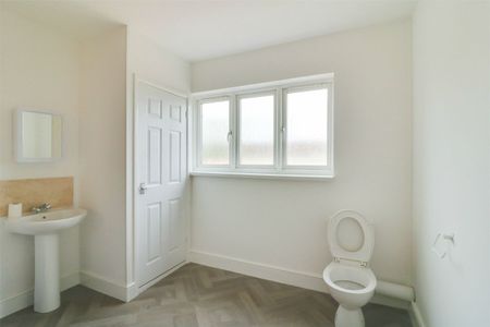 Ground Lane, Hatfield, AL10 - Photo 5