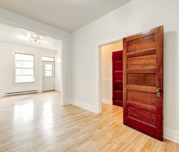 1358 Av. Laurier E., H2J 1H6, H2J 1H6, Montréal - Photo 5
