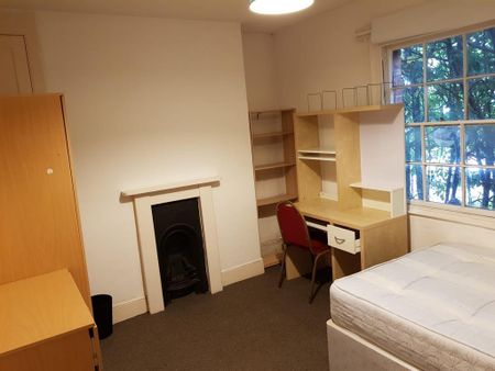 4 bedroom terraced house to rent - Photo 4