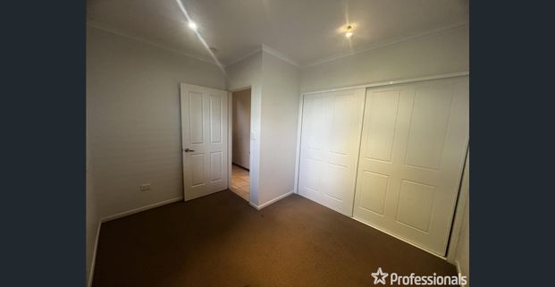 Charming Family Home in a Great Location! - Photo 1