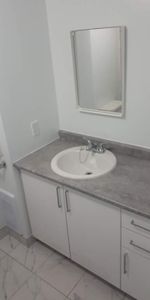 Très Bel Appartement 3 1/2 à Louer - Boulevard Des Sources - DDO - Aussi 4 1/2 - Photo 3