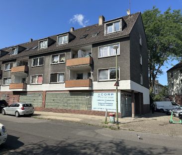 Sehr schöne 3 Zimmer-Wohnung mit Balkon und innen liegendem Wannenb... - Foto 1