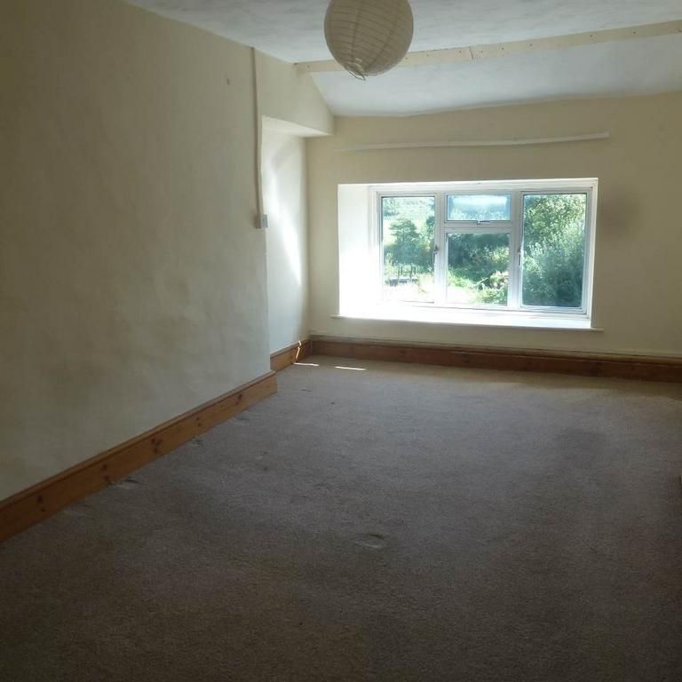 2 bedroom house to rent - Photo 1