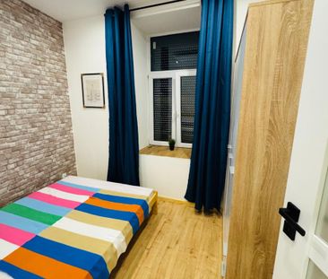 DWUPOKOJOWE mieszkanie tuż po generalnym remoncie - Photo 4