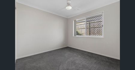 READY FOR SUMMER - AIR CON IN MAIN BEDROOM + LIVING AREA - Photo 5