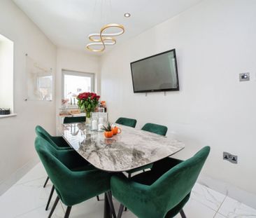 MarketStreet, SouthNormanton - Photo 4