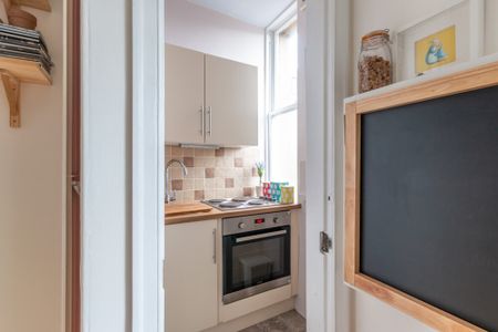 1148L - Viewforth Gardens, Edinburgh, EH10 4ET - Photo 3