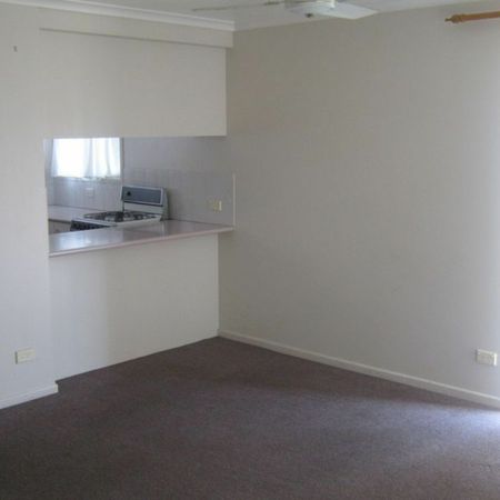 4/4 Garget Street, TOOWOOMBA CITY - Photo 3