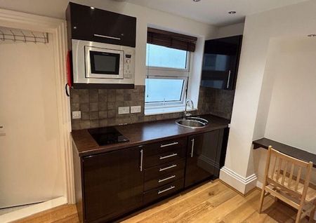 Studio to rent - Photo 2