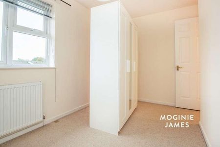 Lowfield Drive, Thornhill, Cardiff, CF14 - Photo 2