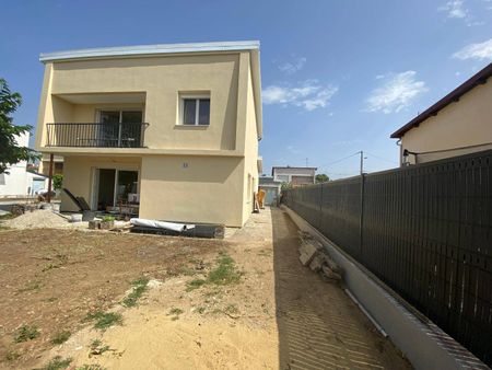 Location maison 5 pièces 81.82 m² à Romans-sur-Isère (26100) 4 - Photo 2