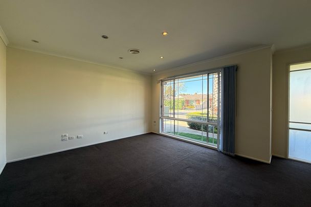 4 Bedroom Home in the Heart of Hillside! - Photo 1