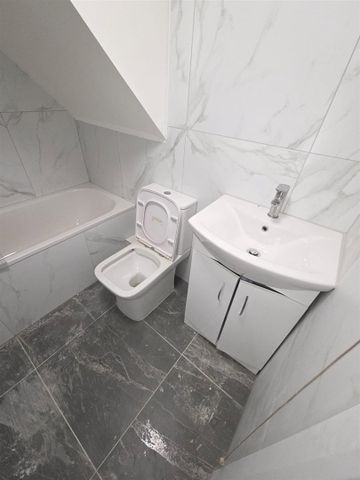 Collingdon Street, Luton LU1, London - Photo 3