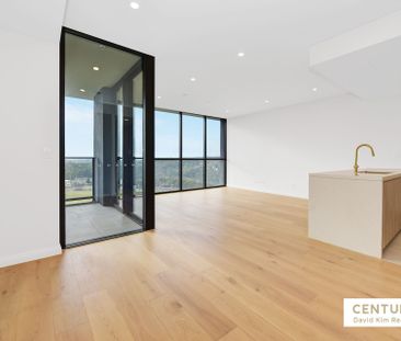 Be the First to Indulge in Contemporary Lifestyle! - Photo 3