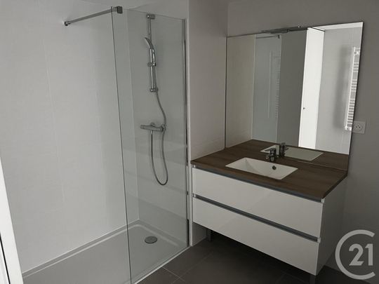 Location Appartement 2 pièces 47m² MARSEILLE 12ème - Photo 1