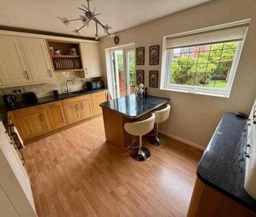 4 bedroom townhouse to rent - Photo 6