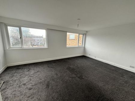 3 bedroom maisonette to rent - Photo 2