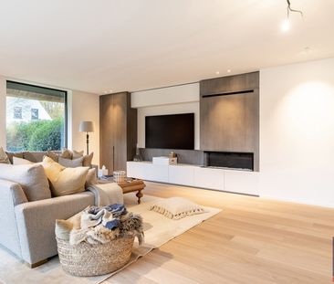 Alleenstaande energiezuinig en uitzonderlijk afgewerkte nieuwbouwvilla - Photo 3