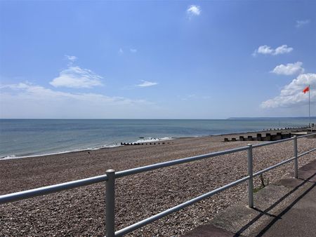 West Parade, Bexhill-On-Sea - Photo 2