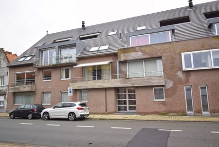 APPARTEMENT MET RUIM TERRAS EN GARAGE - Photo 2